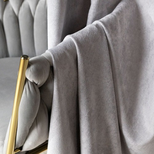 Zasłona welwetowa jasna szara 140×260 cm – elegancka, półzaciemniająca, na przelotkach
