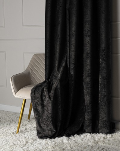 Zasłona welwetowa czarna 140×260 cm – elegancka, półzaciemniająca, na przelotkach