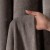Zasłona welwetowa szarobrązowa 140×260 cm – elegancka, półzaciemniająca, na przelotkach