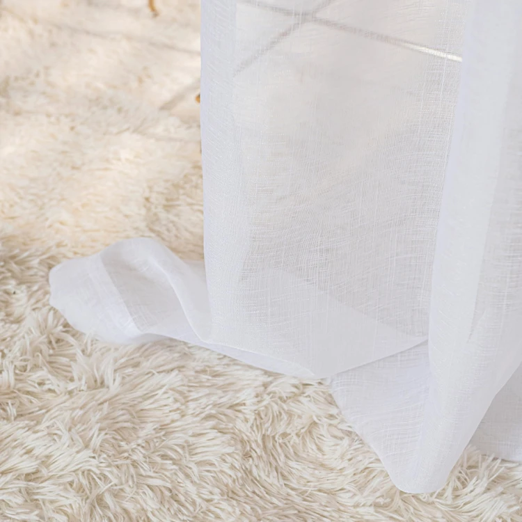 Firana biała na przelotkach 140×260 cm – gładka, elegancka firana gotowa z listwą