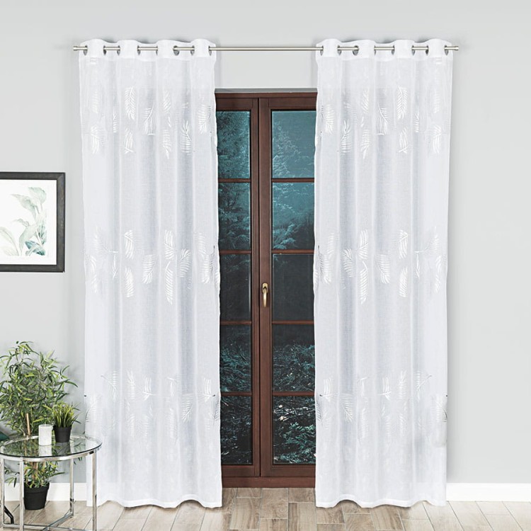 Firana gotowa na przelotkach 140×250 cm – biała ze srebrnym połyskiem, elegancka dekoracja okna