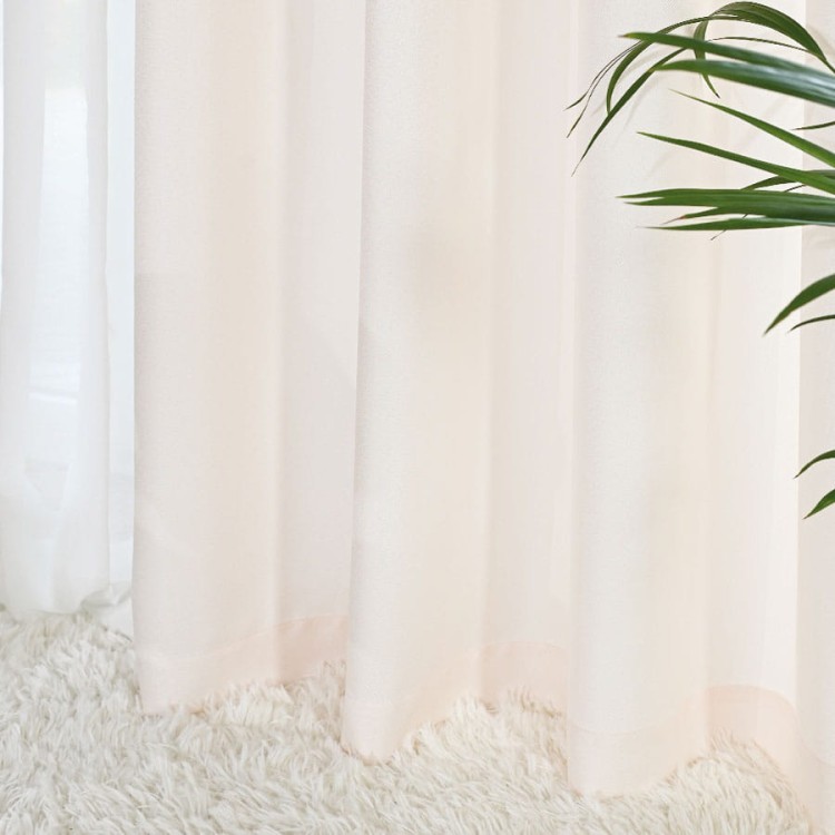 Zasłona gotowa na taśmie – 140 × 250 cm kremowa
