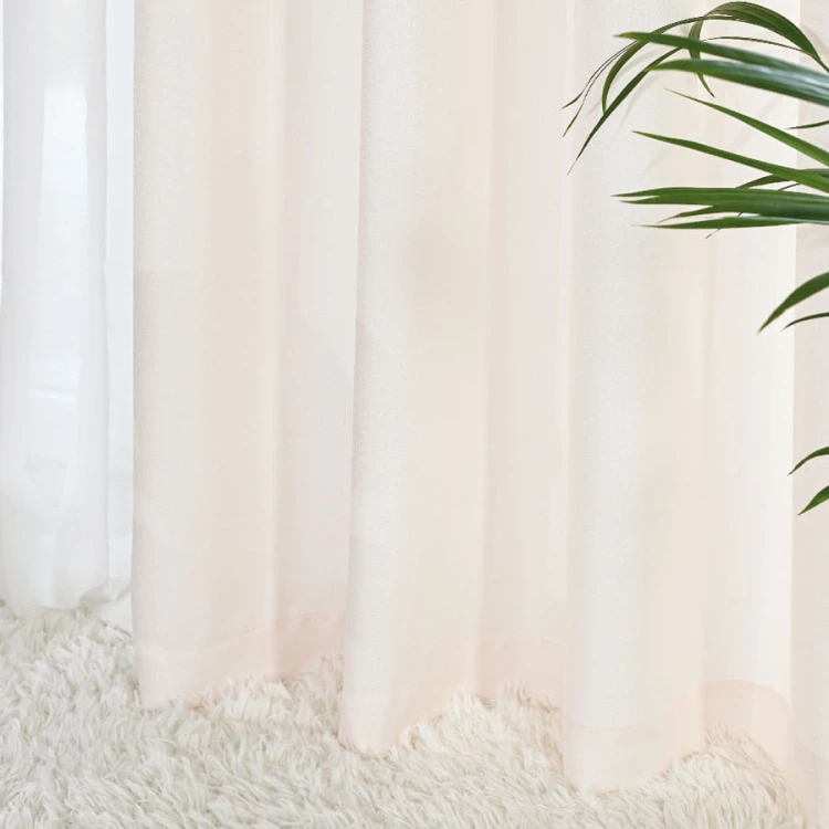 Zasłona gotowa na przelotkach – 140 × 250 cm kremowa
